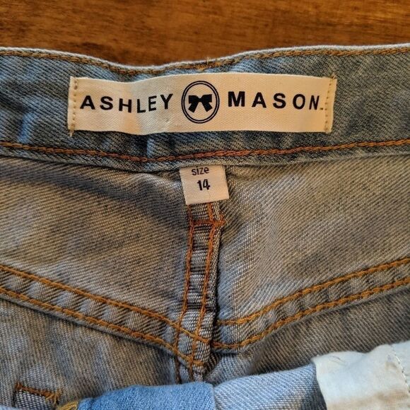 Ashley Mason distressed high rise denim shorts 14 - Picture 2 of 4